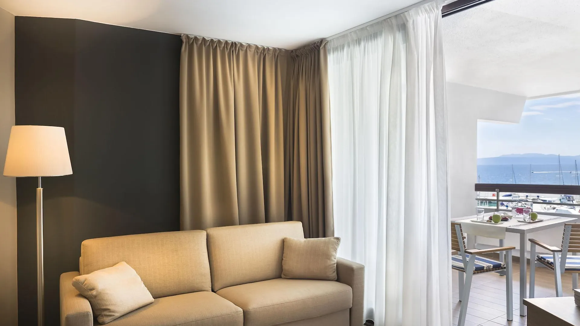 Hotel Admiral - Liburnia Abbázia 4*,  Horvátország